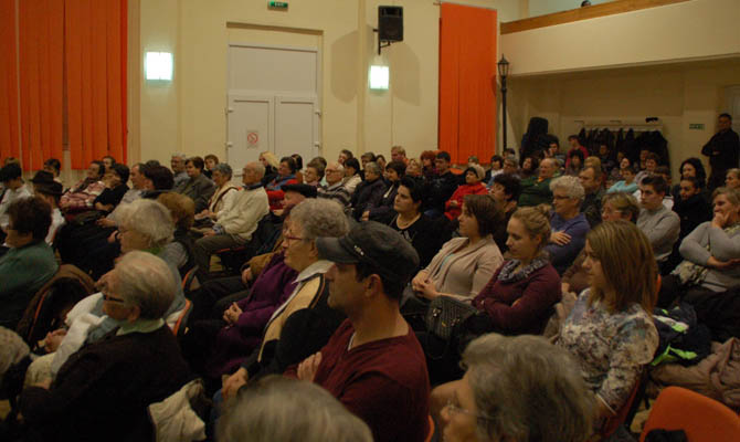 Paskó atya könyvbemutatója 2015. december 30. képek